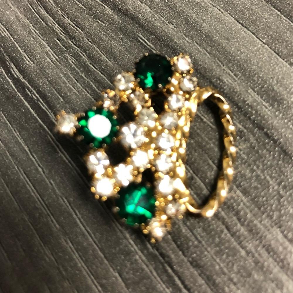 Emerald Green Crown Pin